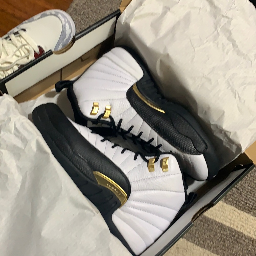 Jordan 12s size 6.5